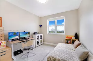 19900 E Country Club Dr, Aventura, FL 33180 - Photo 12