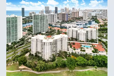 19900 E Country Club Dr #702, Aventura, FL 33180 - Photo 22