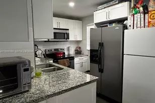 14165 SW 87th St, Miami, FL 33183 - Photo 2