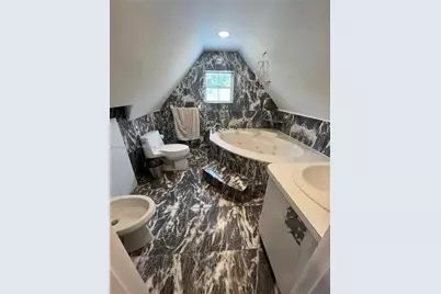 7601 Beachview Dr, North Bay Village, FL 33141 - Photo 12