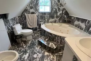 7601 Beach View Dr, North Bay Village, FL 33141 - Photo 12