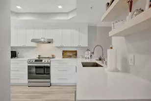 7588 SW 102nd St, Pinecrest, FL 33156 - Photo 8