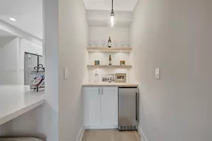 7588 SW 102nd St, Pinecrest, FL 33156 - Photo 10