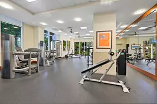 19501 W Country Club Dr, Aventura, FL 33180 - Photo 8