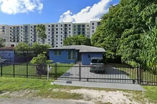 2500 NE 181st St, North Miami Beach, FL 33160 - Photo 10