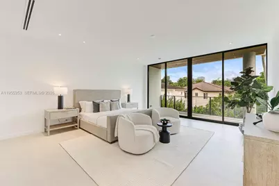 2822 Coconut #2822, Miami, FL 33133 - Photo 8