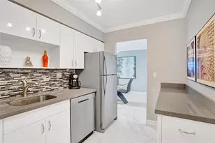 2501 S Ocean Dr, Hollywood, FL 33019 - Photo 8