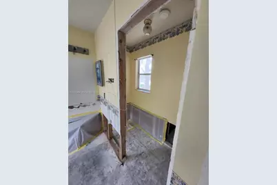 321 Oak Leaf Cir, Other City - In The State Of Florida, FL 32746 - Photo 2