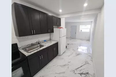 12101 SW 215th St, Miami, FL 33177 - Photo 16