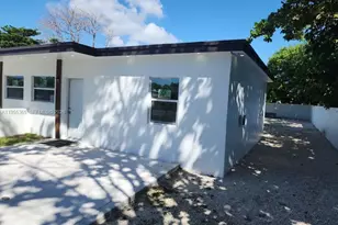 12101 SW 215th St, Miami, FL 33177 - Photo 18