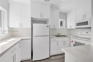 2729 SW 18th St, Miami, FL 33145 - Photo 4