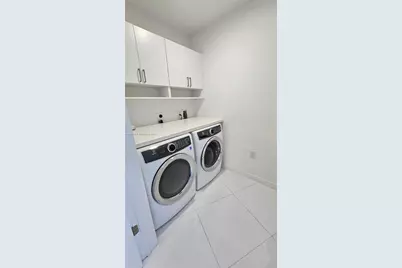 851 NE 1st Ave #3603, Miami, FL 33132 - Photo 28