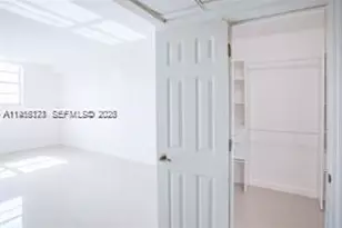 19390 Collins Ave, Sunny Isles Beach, FL 33160 - Photo 14