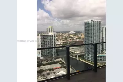 68 SE 6th St #3502, Miami, FL 33131 - Photo 16