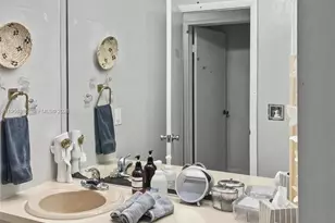 1712 SW 13th St, Miami, FL 33145 - Photo 44