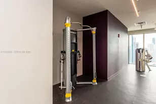 151 SE 1st St, Miami, FL 33131 - Photo 32