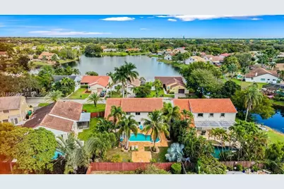 2560 Bass Way, Cooper City, FL 33026 - Photo 18