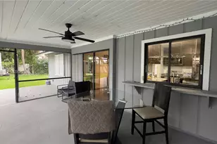 323 W Canterbury Dr W, Riviera Beach, FL 33407 - Photo 26