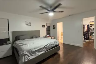 323 W Canterbury Dr W, Riviera Beach, FL 33407 - Photo 14