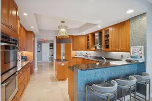 21200 Point Pl, Aventura, FL 33180 - Photo 8