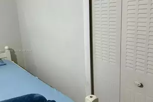 1560 W 46th St, Hialeah, FL 33012 - Photo 12