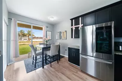 1097 NE 40th Rd, Homestead, FL 33033 - Photo 10