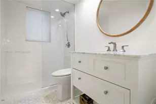 2200 Diana Dr, Hallandale Beach, FL 33009 - Photo 24