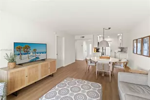 2200 Diana Dr, Hallandale Beach, FL 33009 - Photo 16