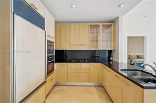 6799 Collins Ave, Miami Beach, FL 33141 - Photo 12