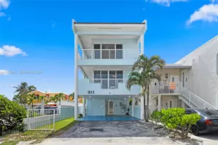 311 N Surf Rd, Hollywood, FL 33019 - Photo 2