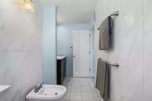 311 N Surf Rd, Hollywood, FL 33019 - Photo 30