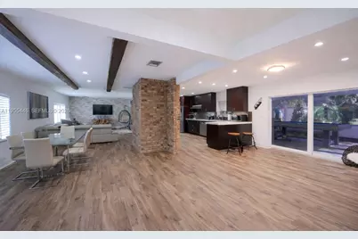 241 SW 129th Ave, Miami, FL 33184 - Photo 8