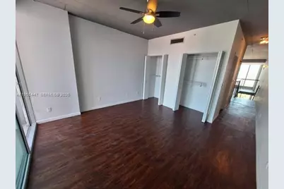 690 SW 1 Ct #2711, Miami, FL 33130 - Photo 6