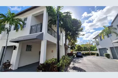 111 SE 7th Ave #0, Pompano Beach, FL 33060 - Photo 2