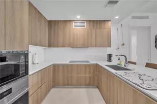 17550 Collins Ave, Sunny Isles Beach, FL 33160 - Photo 14
