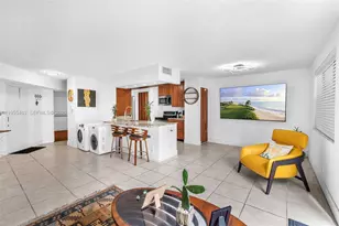 8606 SW 3rd St, Pembroke Pines, FL 33025 - Photo 6