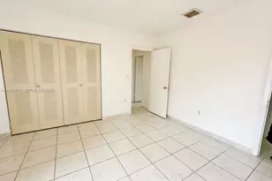 2582 W 56th St, Hialeah, FL 33016 - Photo 18