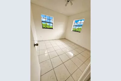 2582 W 56th St #201, Hialeah, FL 33016 - Photo 8