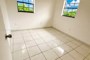 2582 W 56th St, Hialeah, FL 33016 - Photo 8