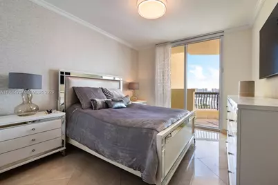 17875 Collins Ave #2605, Sunny Isles Beach, FL 33160 - Photo 24