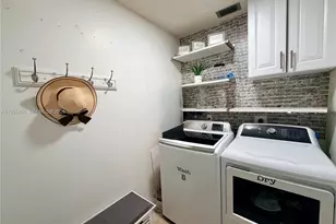 2865 Begonia Way, Cooper City, FL 33026 - Photo 16