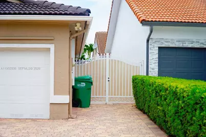 [Address not provided], Miami Lakes, FL 33018 - Photo 2