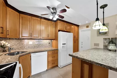 1400 S Ocean Dr #1004, Hollywood, FL 33019 - Photo 4
