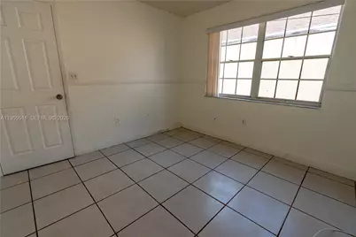 9936 W Daffodil Ln, Miramar, FL 33025 - Photo 18