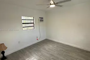 1270 North Dr, Miami, FL 33179 - Photo 30