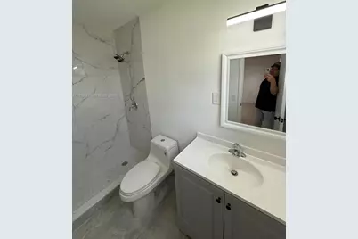 1270 North Dr, Miami, FL 33179 - Photo 14
