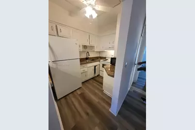 600 Layne Blvd #118, Hallandale Beach, FL 33009 - Photo 8