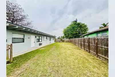 536 SW 6th Ter, Homestead, FL 33030 - Photo 12