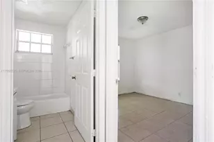 415 N 60th Way, Hollywood, FL 33024 - Photo 18