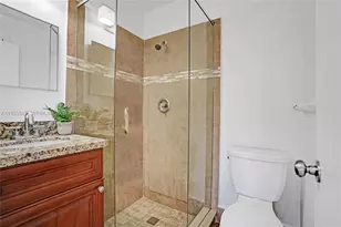 8914 Belle Aire Dr, Boca Raton, FL 33433 - Photo 36
